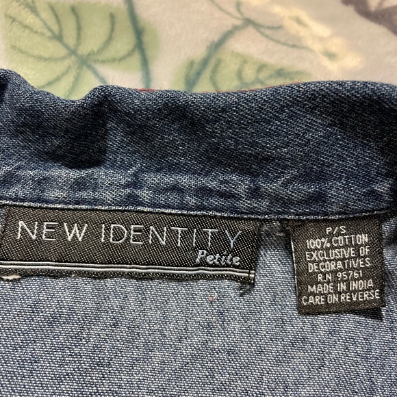 Vintage Denim Embroidered Shacket - Picture 6 of 6